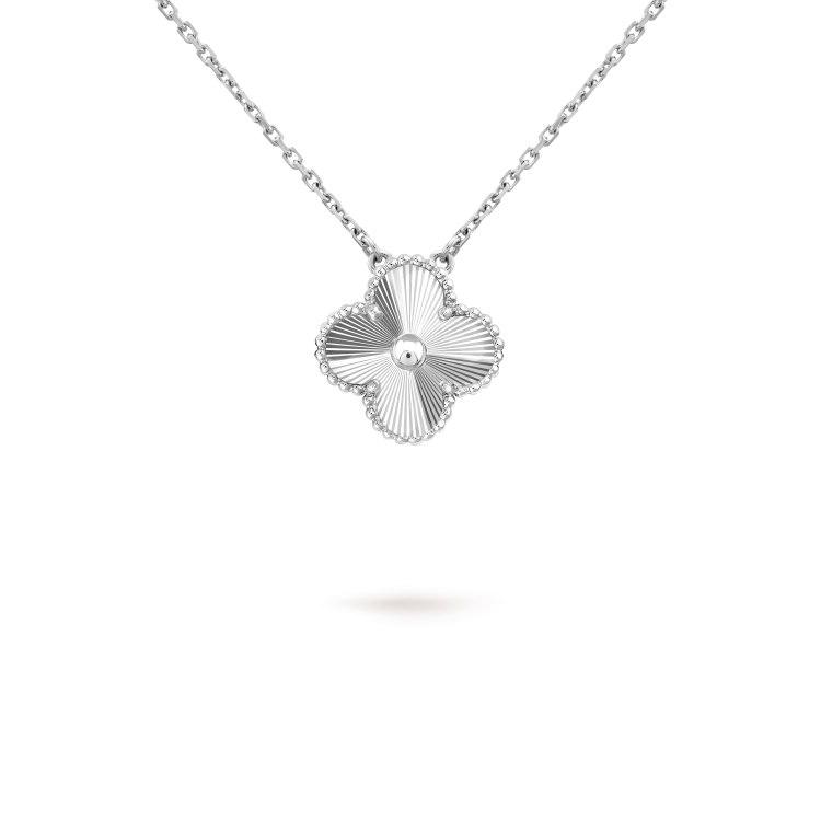 [Love Lucky]CLOVER 15MM LASER NECKLACE SILVER