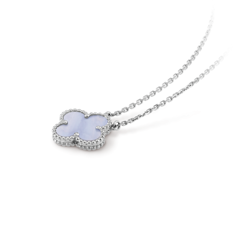 [Love Lucky]CLOVER 15MM BLUE CHALCEDONY NECKLACE SILVER