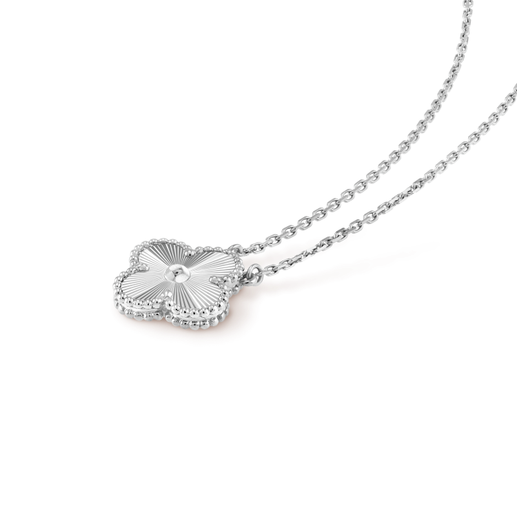 [Love Lucky]CLOVER 15MM LASER NECKLACE SILVER