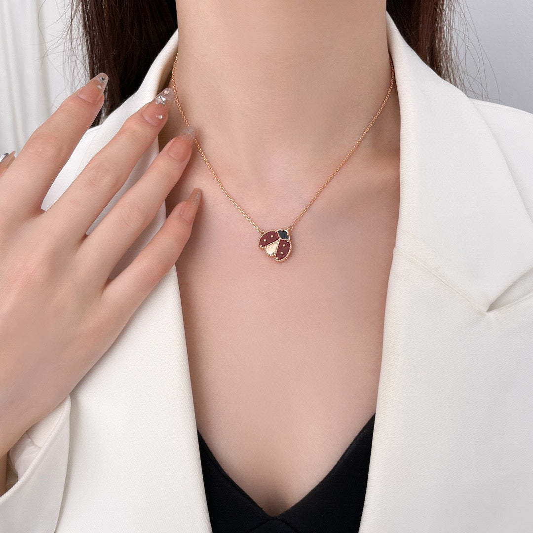 [Love Lucky]LUCKY  CARNELIANS LADYBUG NECKLACE