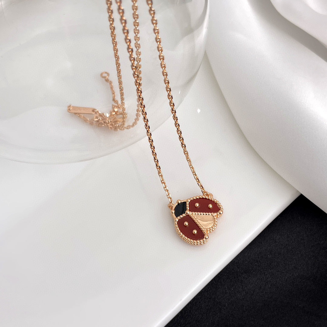 [Love Lucky]LUCKY  CARNELIANS LADYBUG NECKLACE