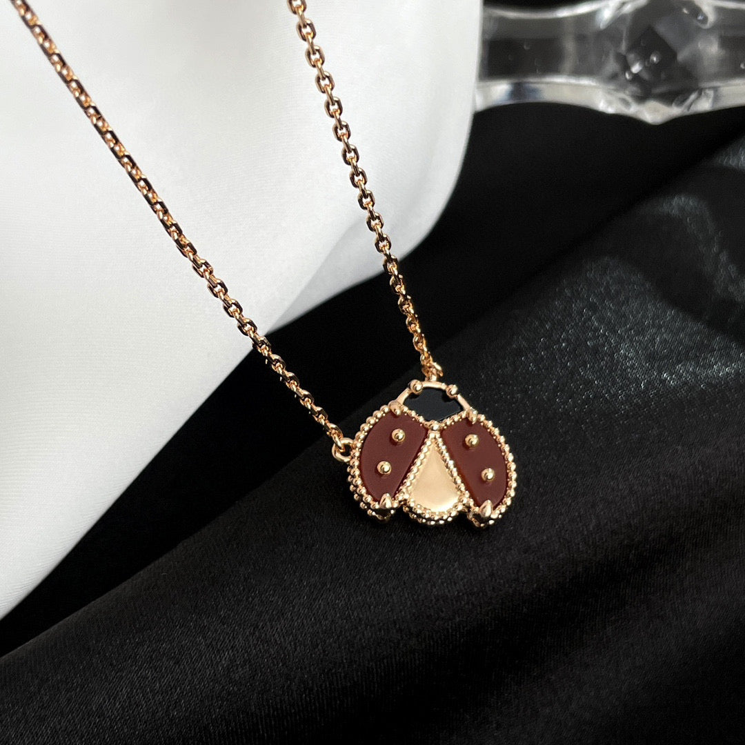 [Love Lucky]LUCKY  CARNELIANS LADYBUG NECKLACE