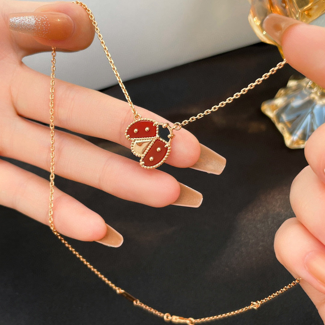 [Love Lucky]LUCKY  CARNELIANS LADYBUG NECKLACE