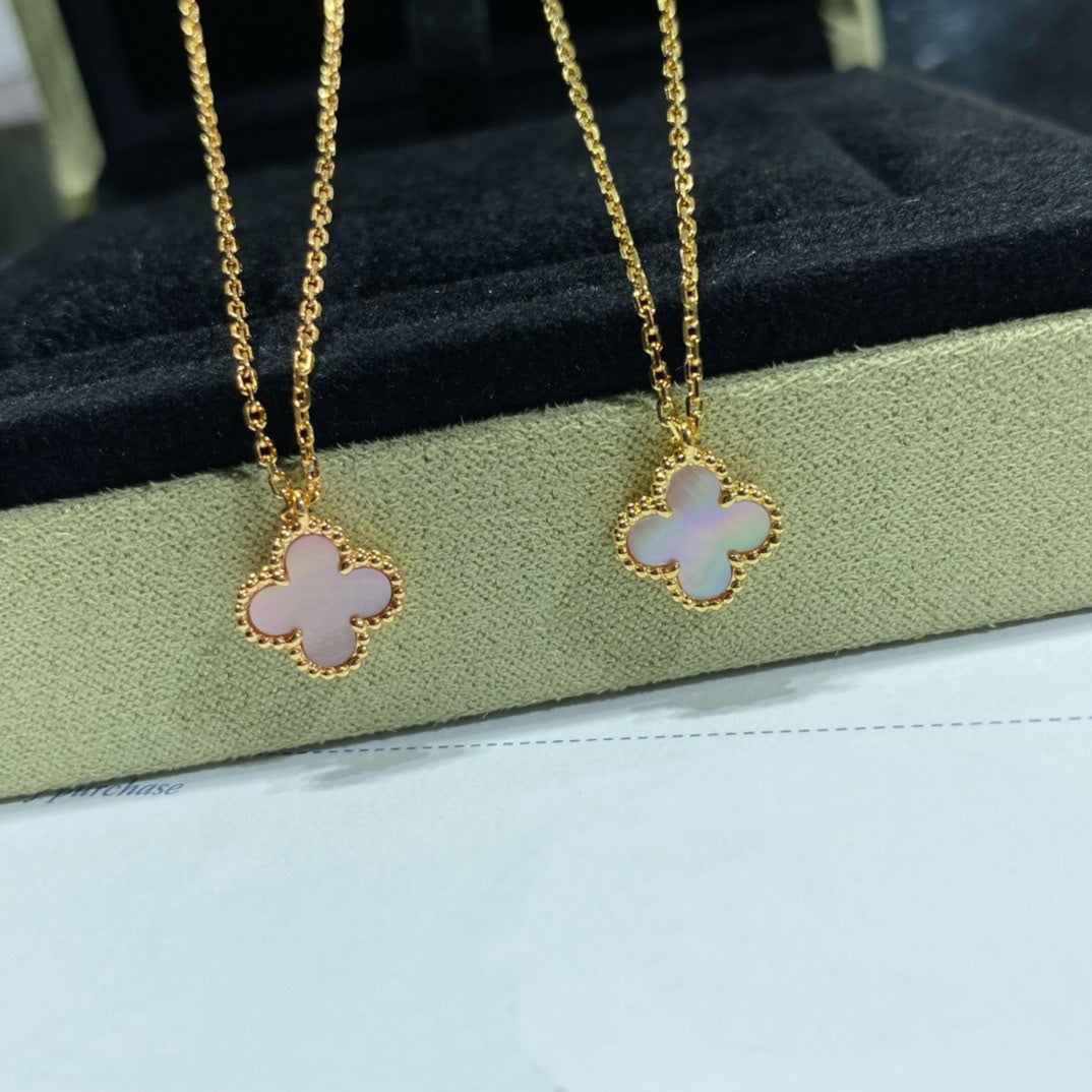 [Love Lucky]CLOVER 15MM PINK MOTHER-OF-PEARL SINGLE FLOWER NECKLACE