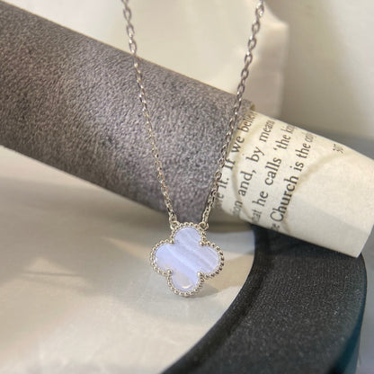 [Love Lucky]CLOVER 15MM BLUE CHALCEDONY NECKLACE SILVER