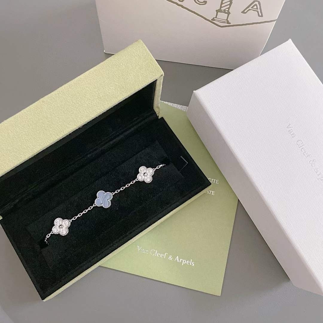 [Love Lucky]CLOVER  5 MOTIF DIAMOND PURPLE CHALCEDONY BRACELET SILVER