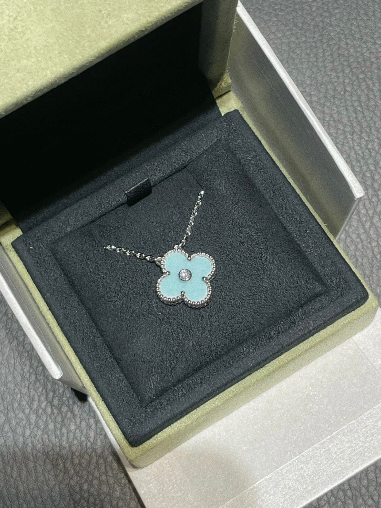 [Love Lucky]CLOVER 1 DIAMOND LIGHT BLUE SILVER NECKLACE