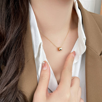 [Love Lucky]BEE MINI PEDANT DIAMOND NECKLACE