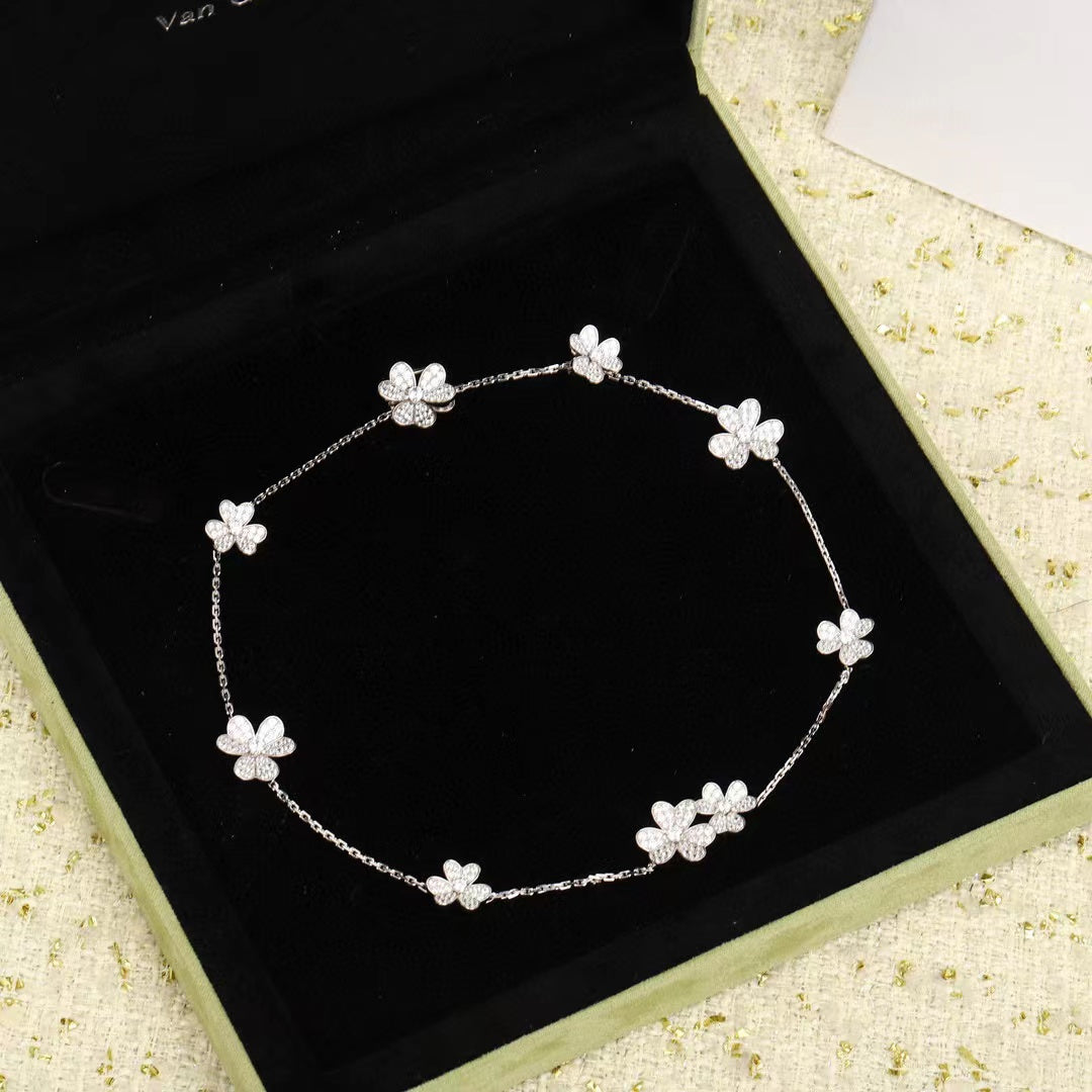[Love Lucky]FRIVOLE SILVER 9 FLOWERS NECKLACE