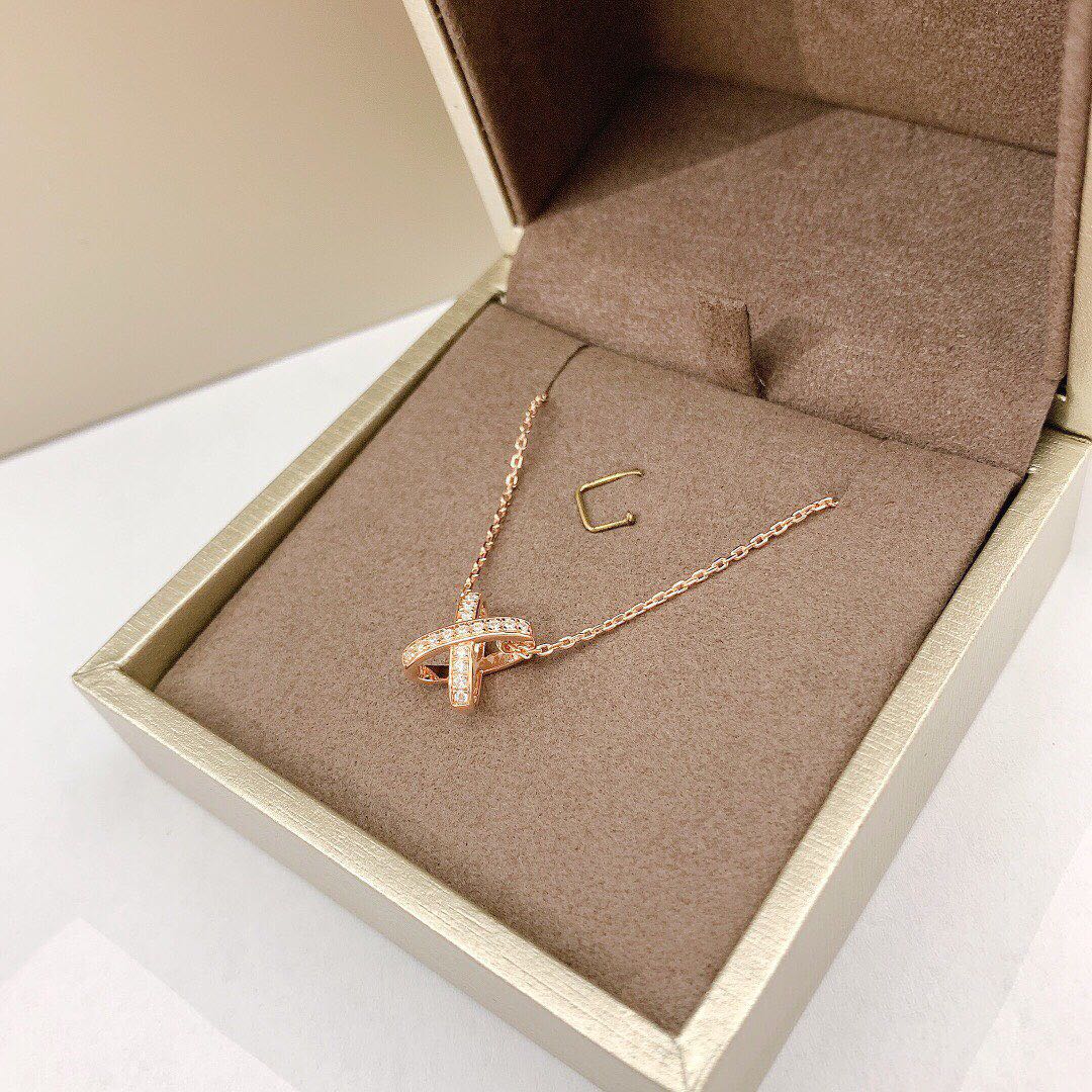 [Love Lucky]JEUX DE DIAMOND NECKLACE