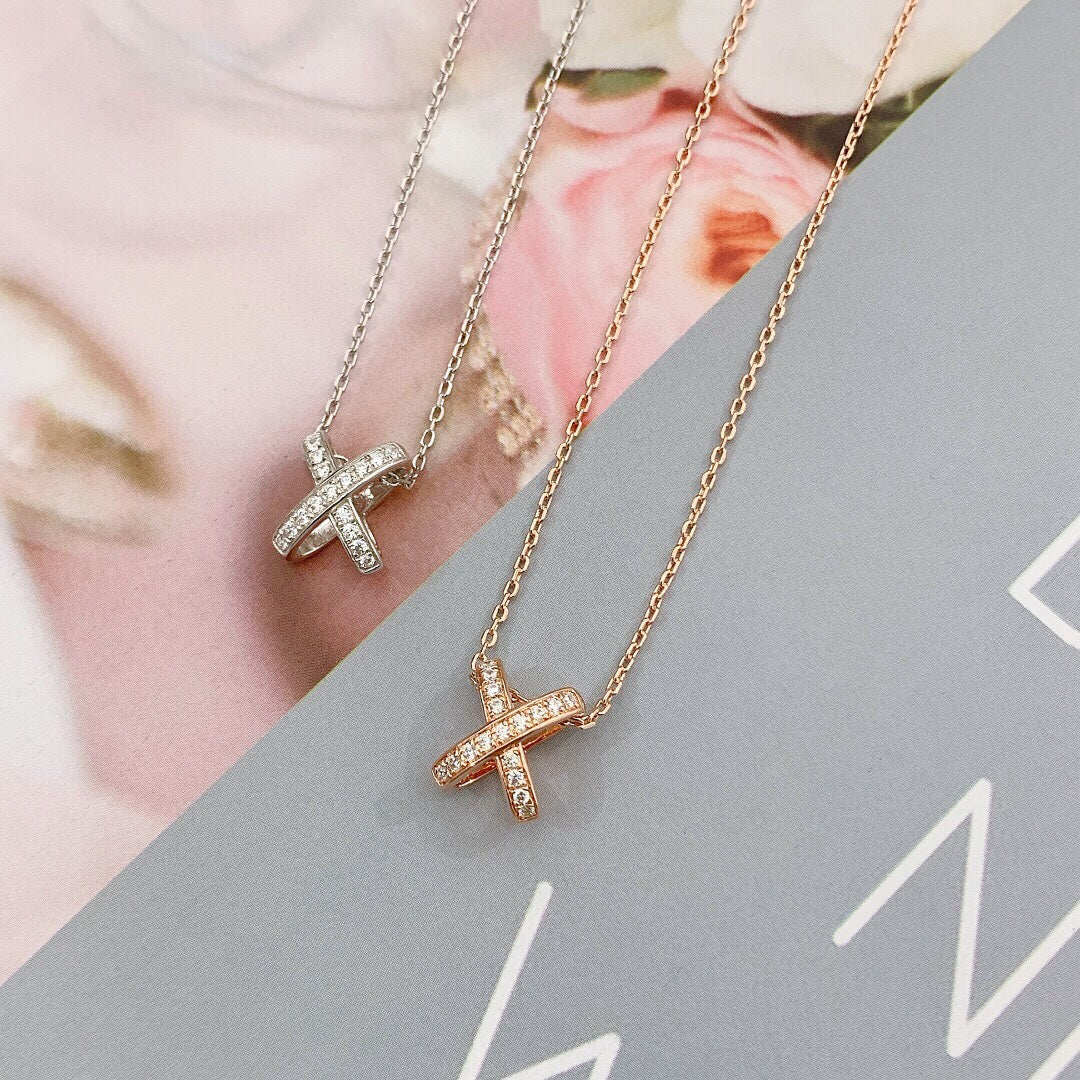 [Love Lucky]JEUX DE DIAMOND NECKLACE