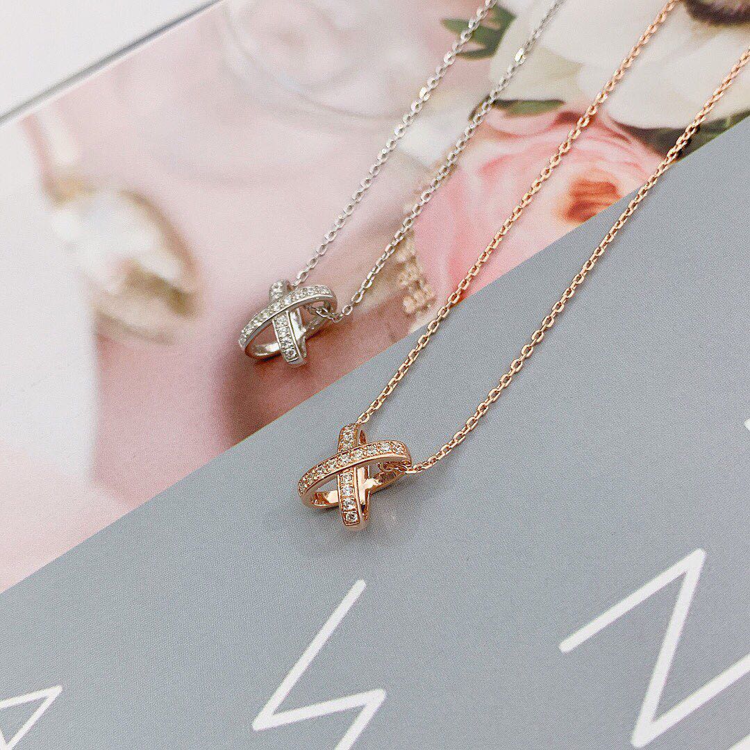 [Love Lucky]JEUX DE DIAMOND NECKLACE