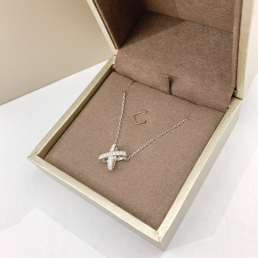 [Love Lucky]JEUX DE DIAMOND NECKLACE
