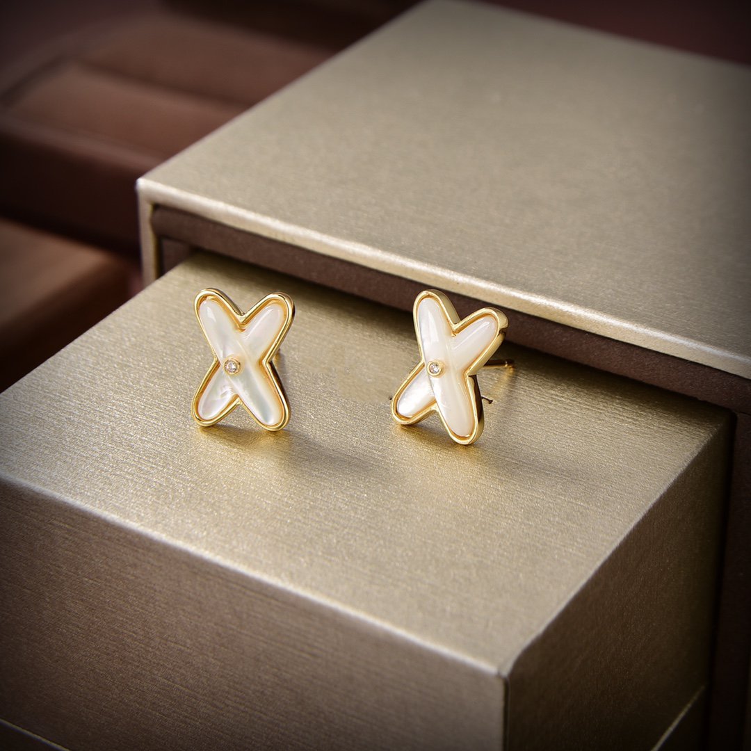 [Love Lucky]JEUX DE WHITE MOP GOLD DIAMOND EARRINGS