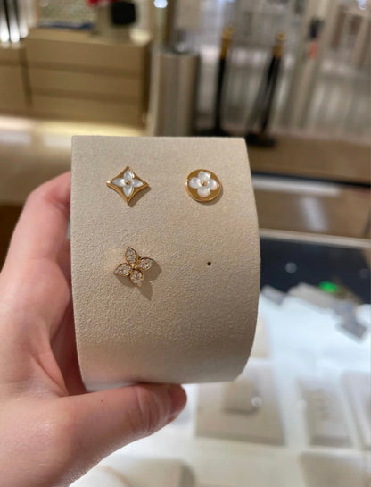[Love Lucky]STAR BLOSSOM STUD EARRINGS PINK GOLD DIAMONDS