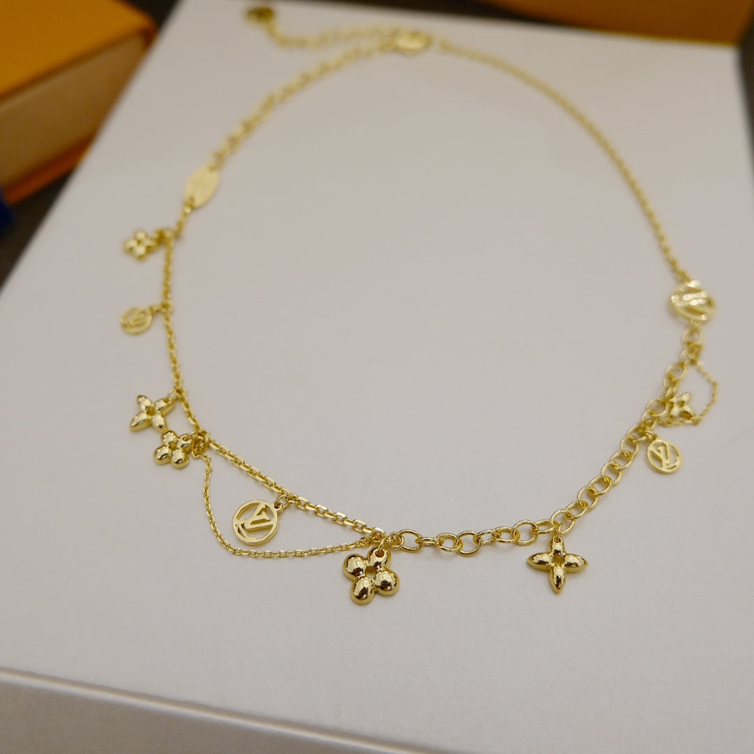 [Love Lucky]BLOOMING SUPPLE NECKLACE BRASS