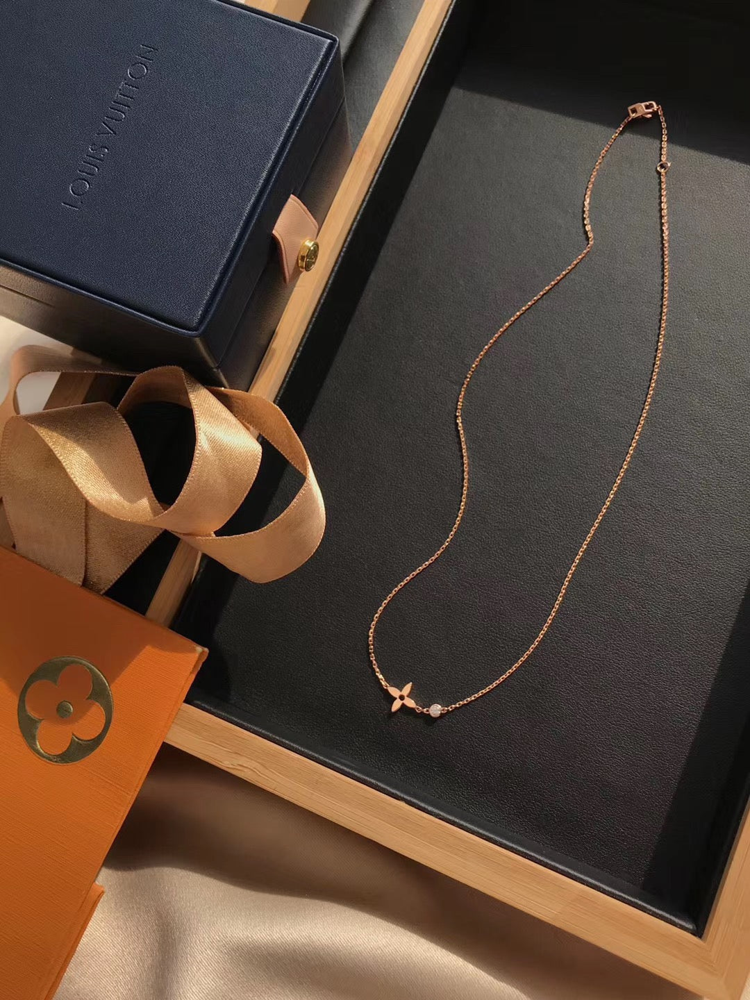 [Love Lucky]BLOSSOM PENDANT PINK GOLD AND DIAMOND