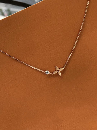[Love Lucky]BLOSSOM PENDANT PINK GOLD AND DIAMOND