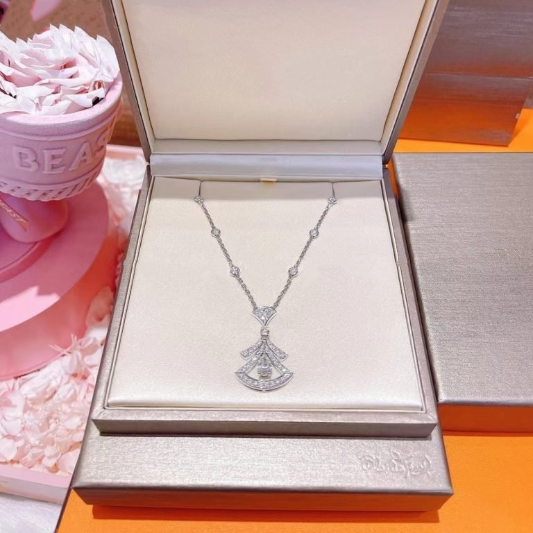 [Love Lucky]DREAM NECKLACE WHITE DIAMOND SILVER