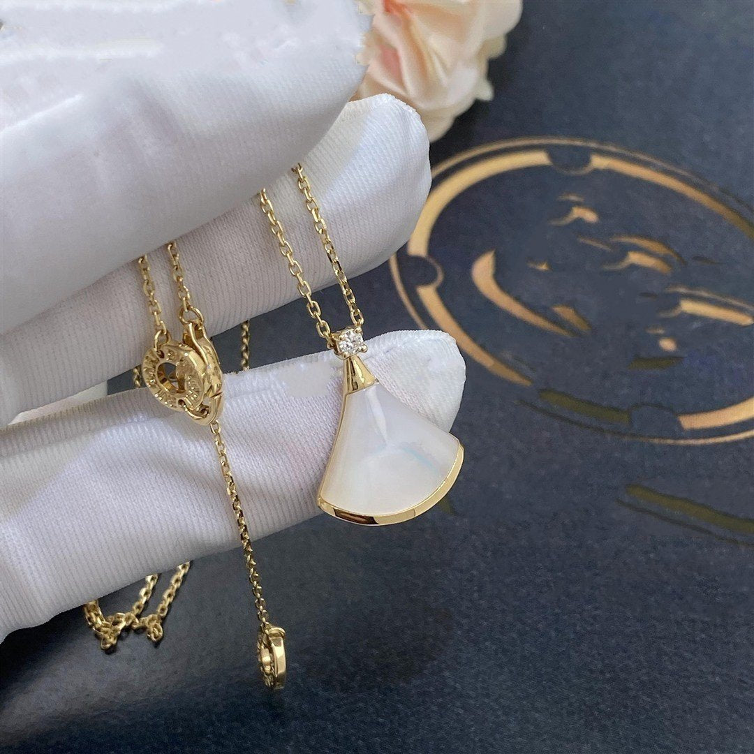 [Love Lucky]DREAM NECKLACE WHITE MOP GOLD 1 DIAMOND