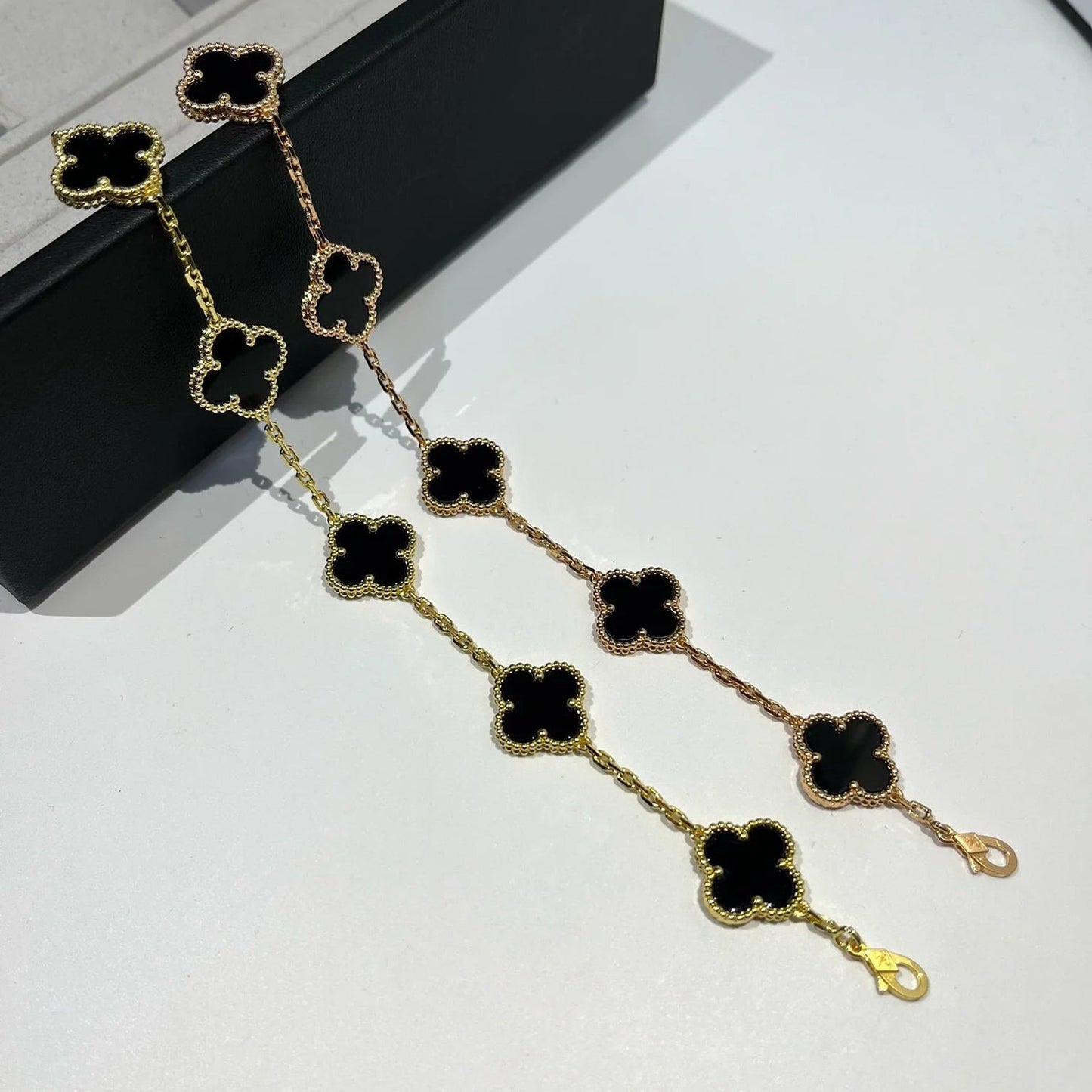[Love Lucky]CLOVER  5 MOTIFS BLACK ONYX BRACELET