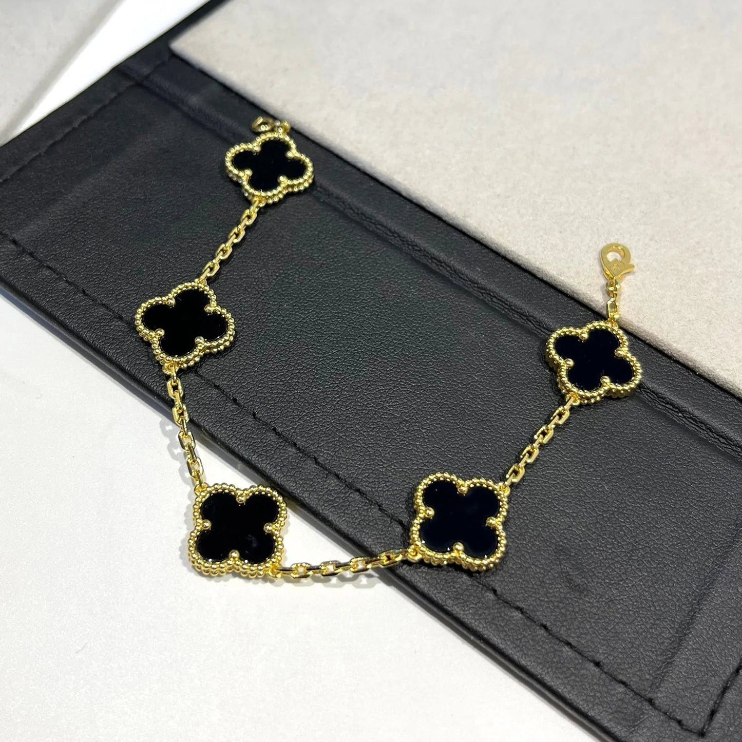 [Love Lucky]CLOVER  5 MOTIFS BLACK ONYX BRACELET