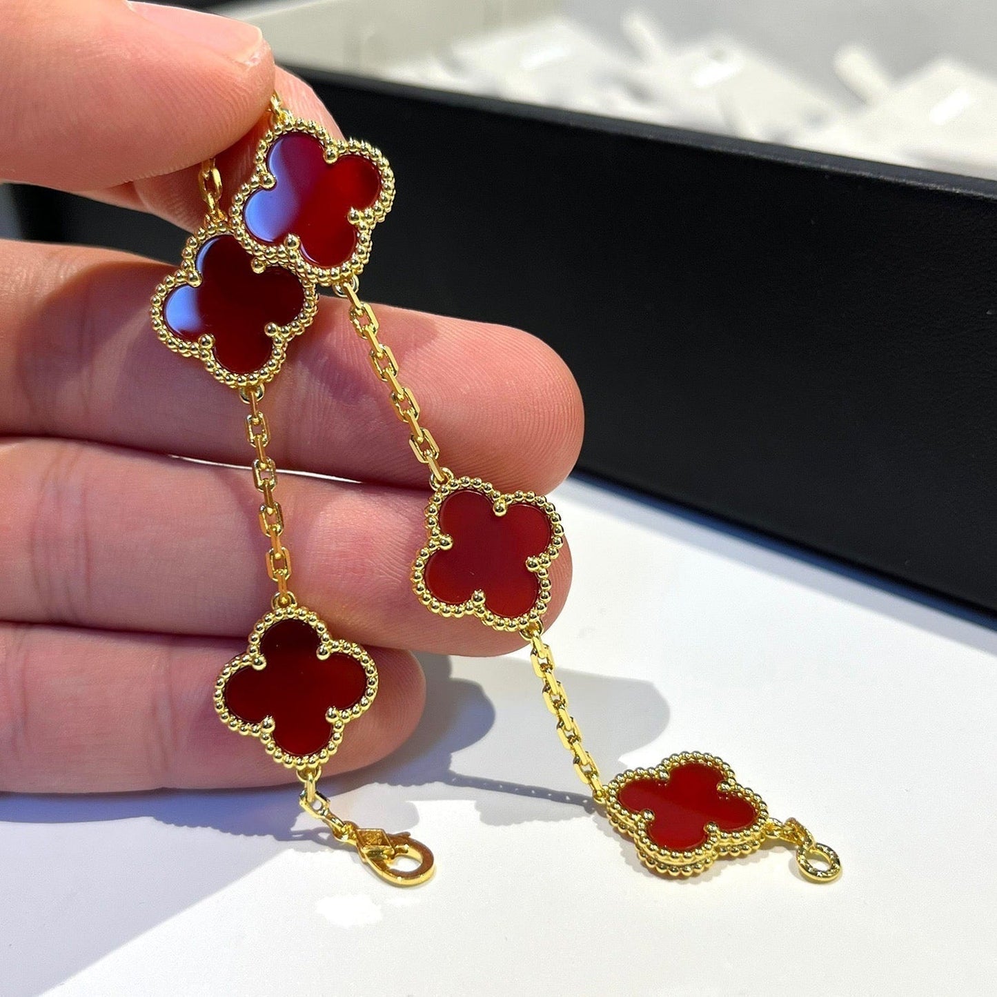 [Love Lucky]CLOVER 5 MOTIFS RED AGATE  BRACELET