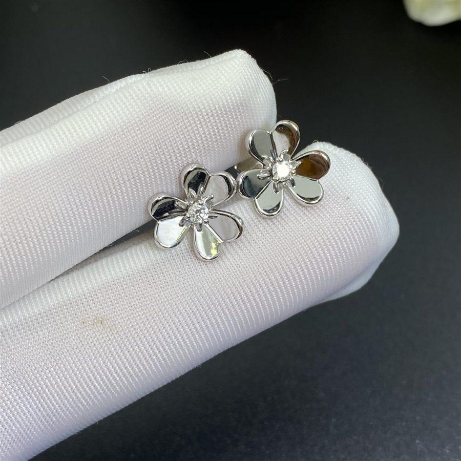 [Love Lucky]FRIVOLE MINI SILVER FLOWER EARRINGS