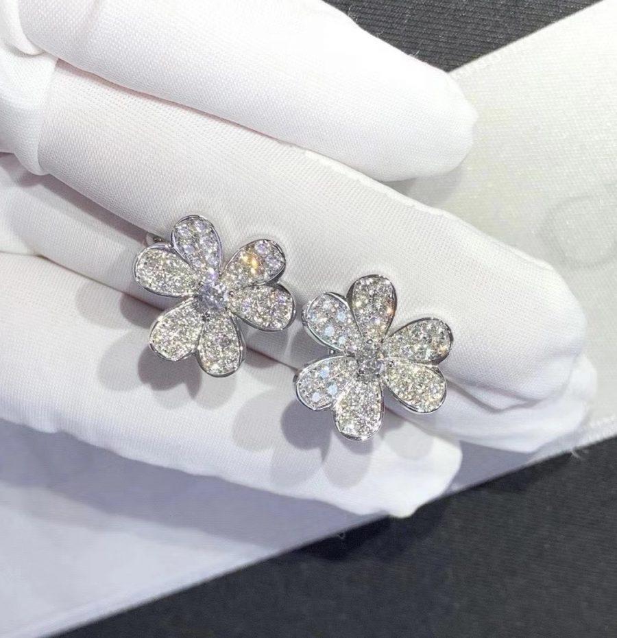 [Love Lucky]FRIVOLE SILVER FLOWER DIAMOND EARRINGS