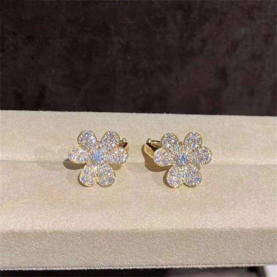 [Love Lucky]FRIVOLE GOLD FLOWER DIAMOND EARRINGS