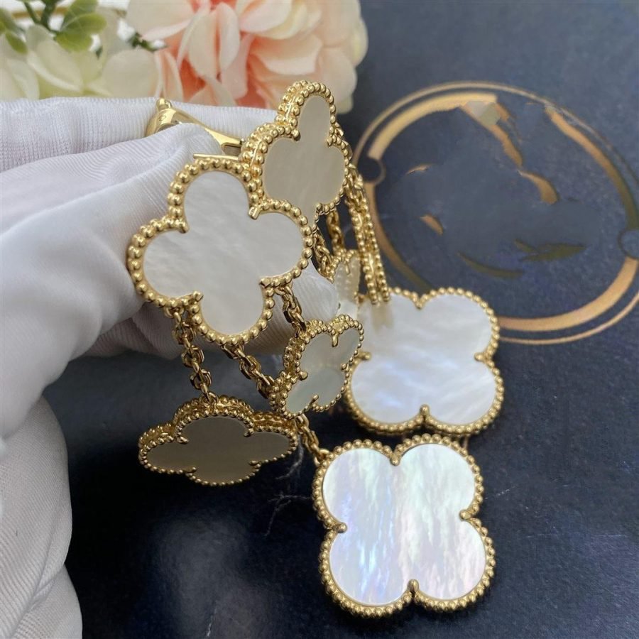 [Love Lucky]CLOVER EARRINGS WHITE MOP 4 MOTIFS GOLD