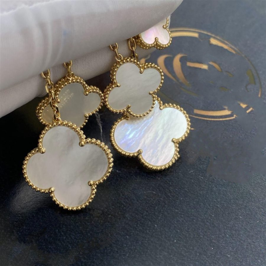 [Love Lucky]CLOVER EARRINGS WHITE MOP 4 MOTIFS GOLD