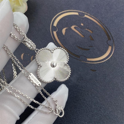 [Love Lucky]CLOVER 25MM SILVER BIG CLOVER NECKLACE