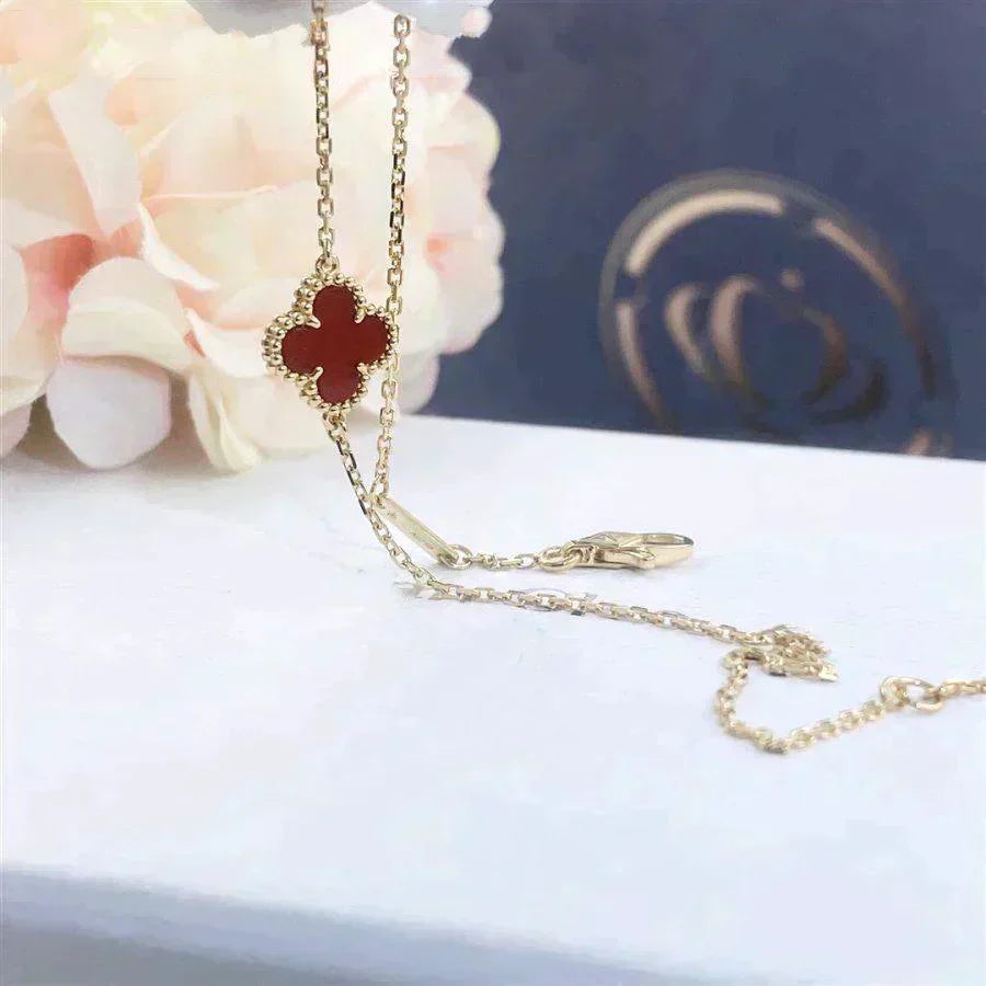 [Love Lucky]CLOVER  CARNELIAN SINGLE FLOWER BRACELET