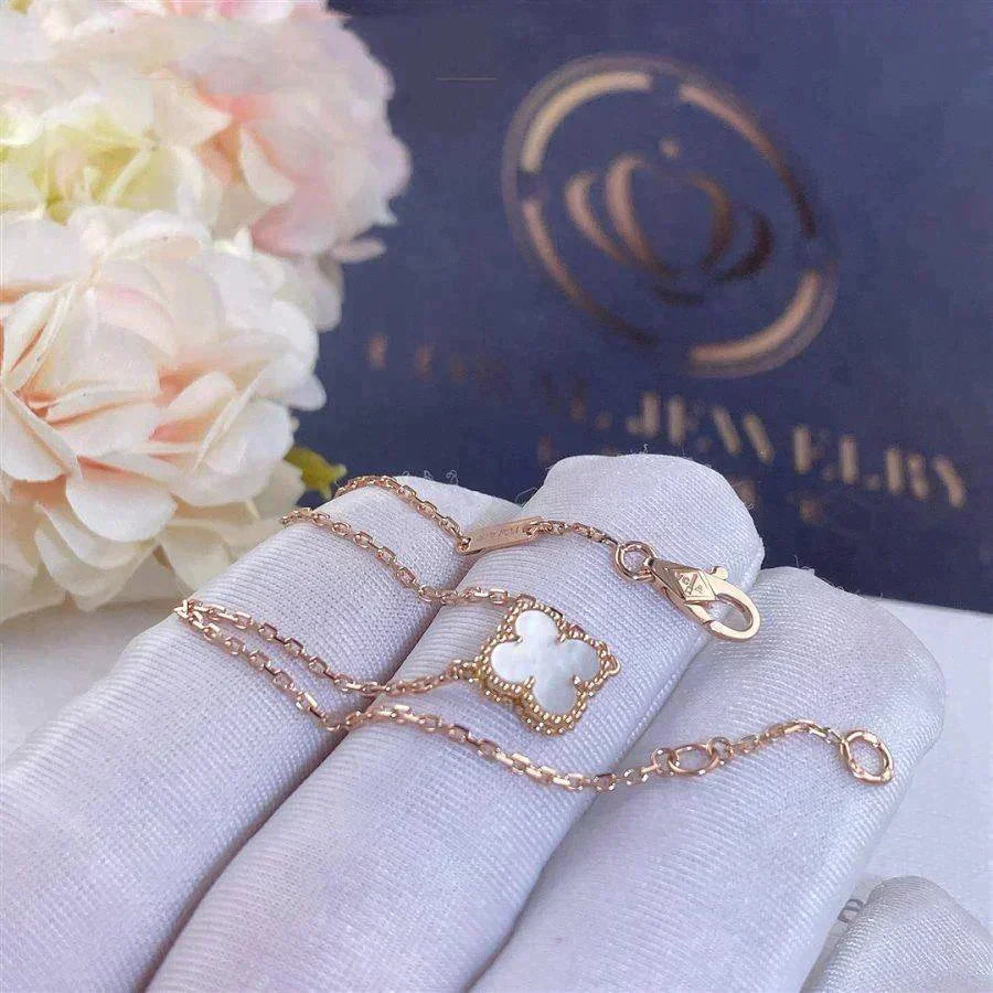 [Love Lucky]CLOVER WHITE MOP SINGLE FLOWER BRACELET