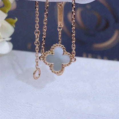 [Love Lucky]CLOVER WHITE MOP SINGLE FLOWER BRACELET