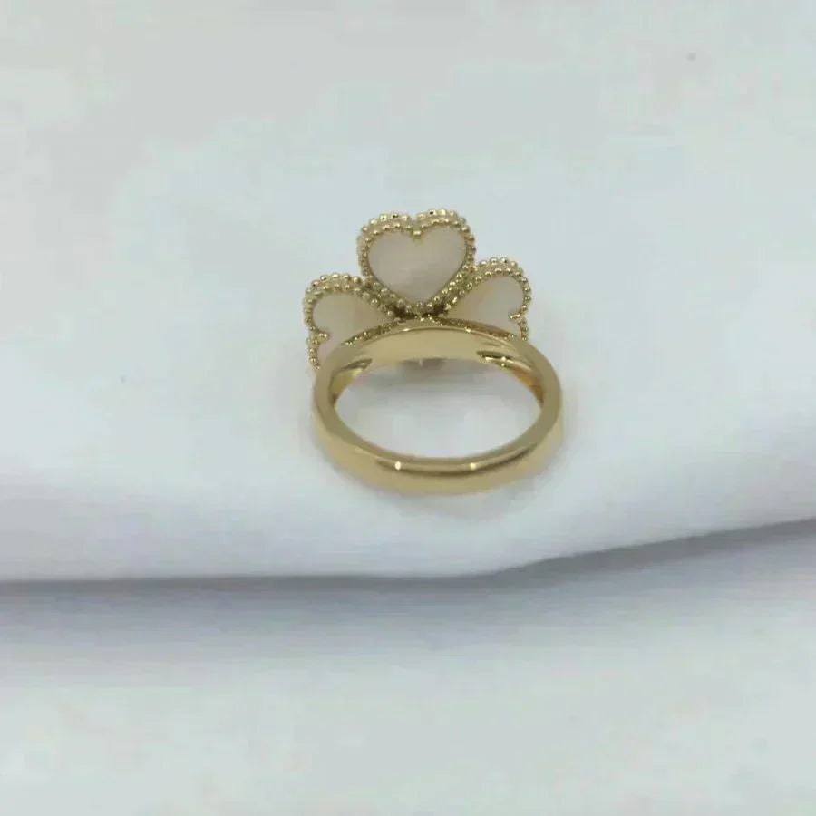 [Love Lucky]SWEET CLOVER WHITE MOP RING