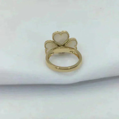 [Love Lucky]SWEET CLOVER WHITE MOP RING