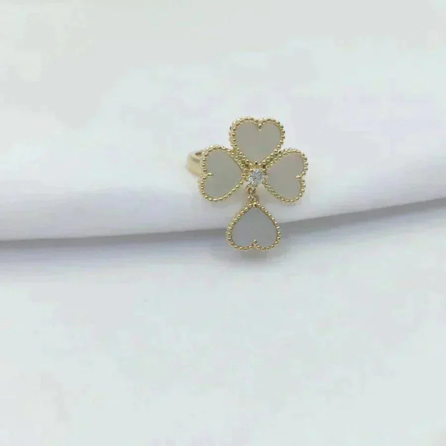 [Love Lucky]SWEET CLOVER WHITE MOP RING