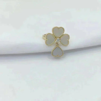 [Love Lucky]SWEET CLOVER WHITE MOP RING