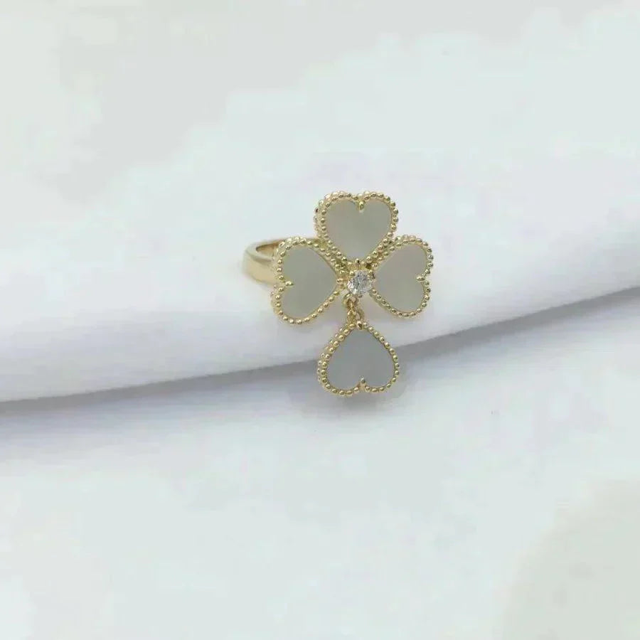 [Love Lucky]SWEET CLOVER WHITE MOP RING