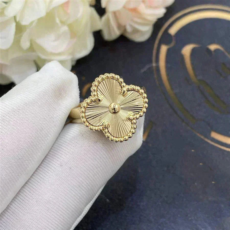 [Love Lucky]CLOVER GOLD RING
