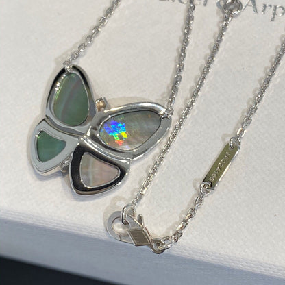 [Love Lucky]LARGE BUTTERFLY SILVER PENDANT DIAMOND NECKLACE