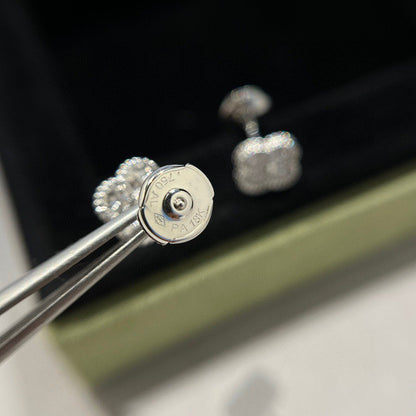 [Love Lucky]CLOVER MINI DIAMOND STUD EARRINGS