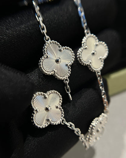 [Love Lucky]CLOVER SILVER 5 MOTIFS BRACELET